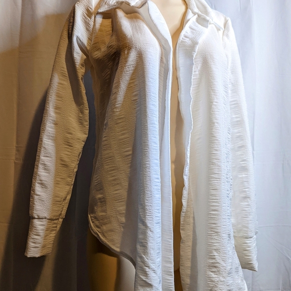 PrettyLittleThing | Women's | Textured Tie Front Shirt | Size 4 - Picture 8 of 12